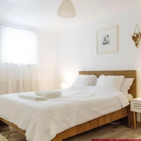 Downtown Studio * Brasov